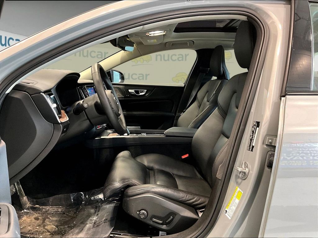 Used 2024 Volvo S60 B5 Ultimate w/ Climate Package image 11