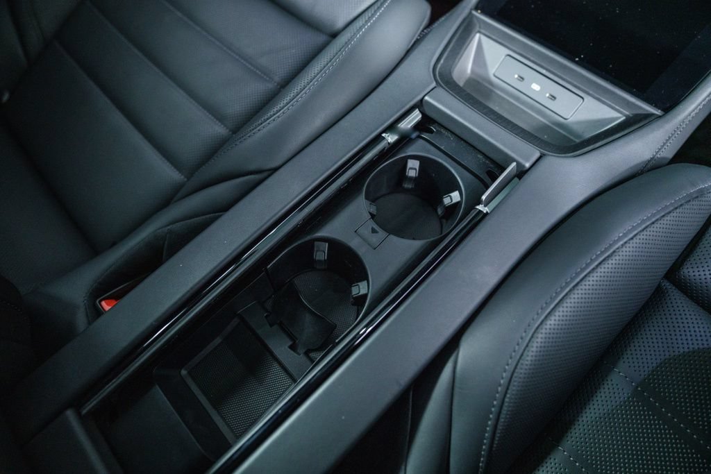 Certified 2025 Porsche Panamera GTS AWD/4WD image 48