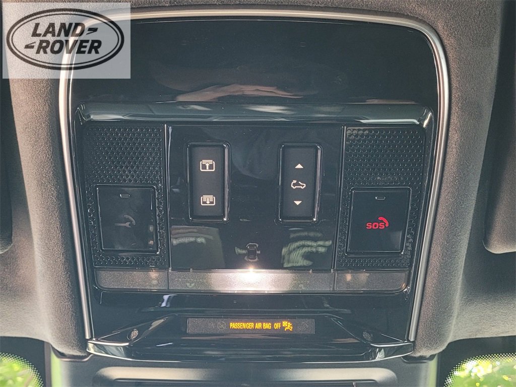 Used 2024 Land Rover Range Rover Sport image 24
