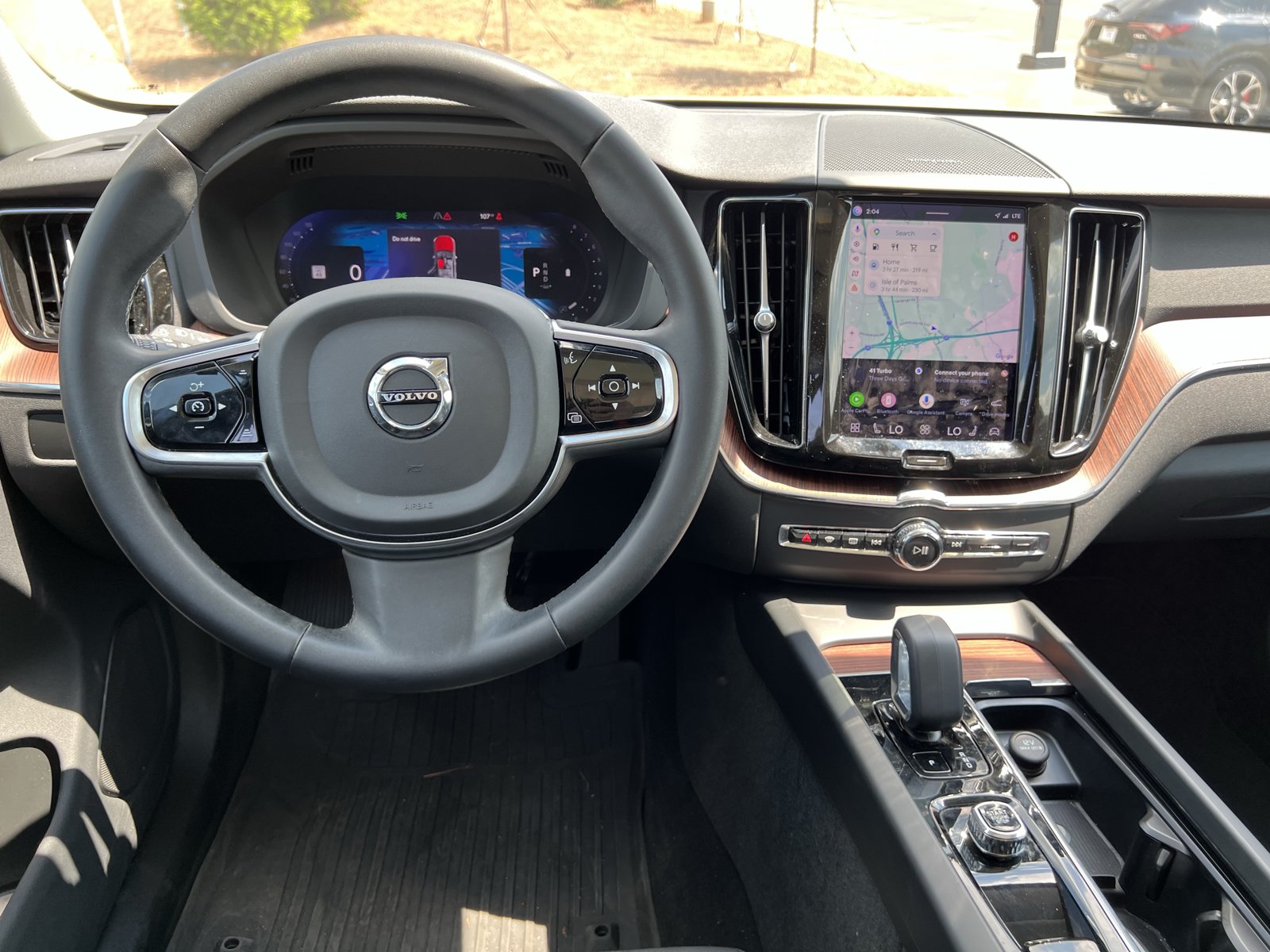 Used 2023 Volvo XC60 B5 Plus w/ Protection Package Premier FWD image 29