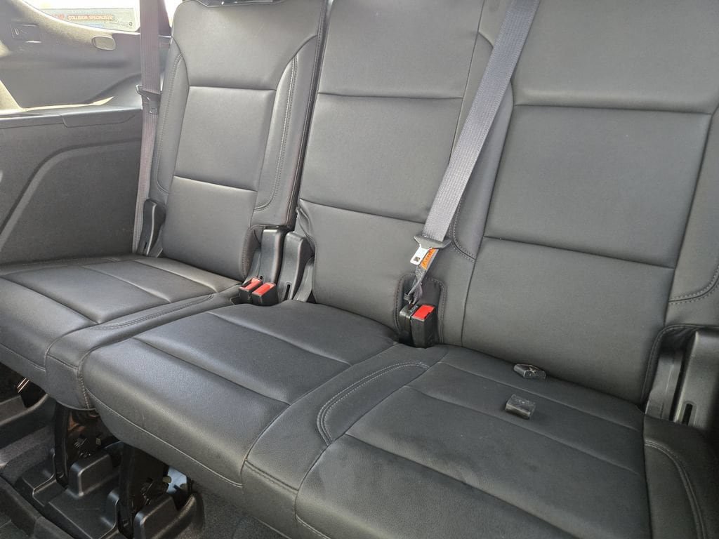 Used 2023 Chevrolet Tahoe Z71 w/ Luxury Package AWD/4WD image 20