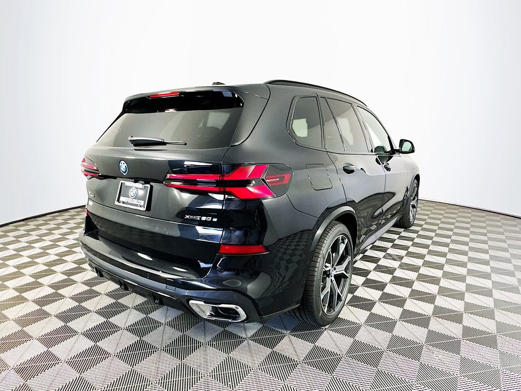 New 2026 BMW X5 xDrive50e w/ M Sport Package image 9