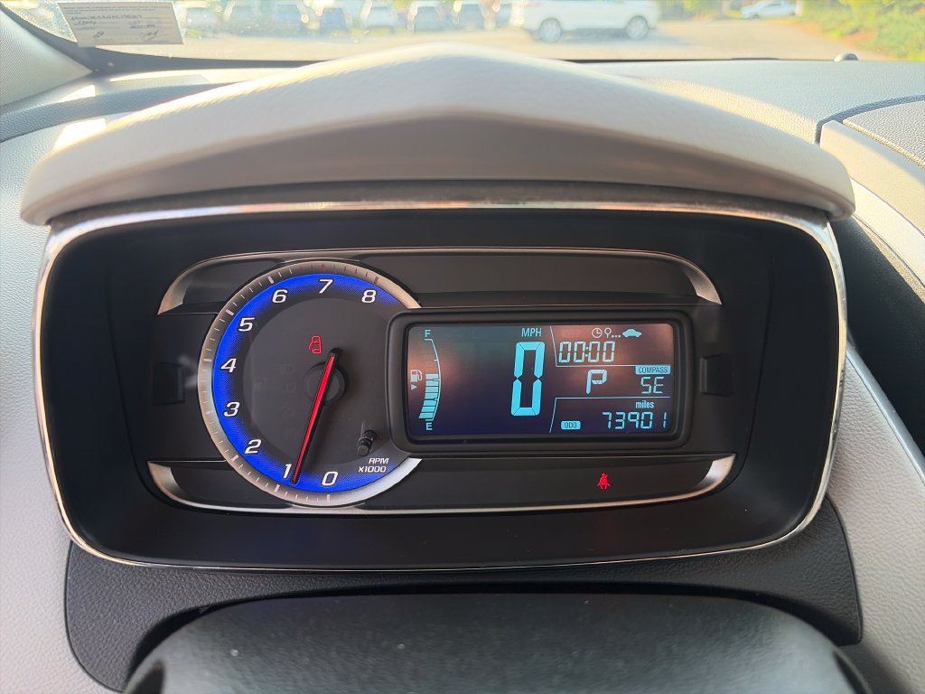 Used 2015 Chevrolet Trax LT w/ LT Plus Package AWD/4WD image 16