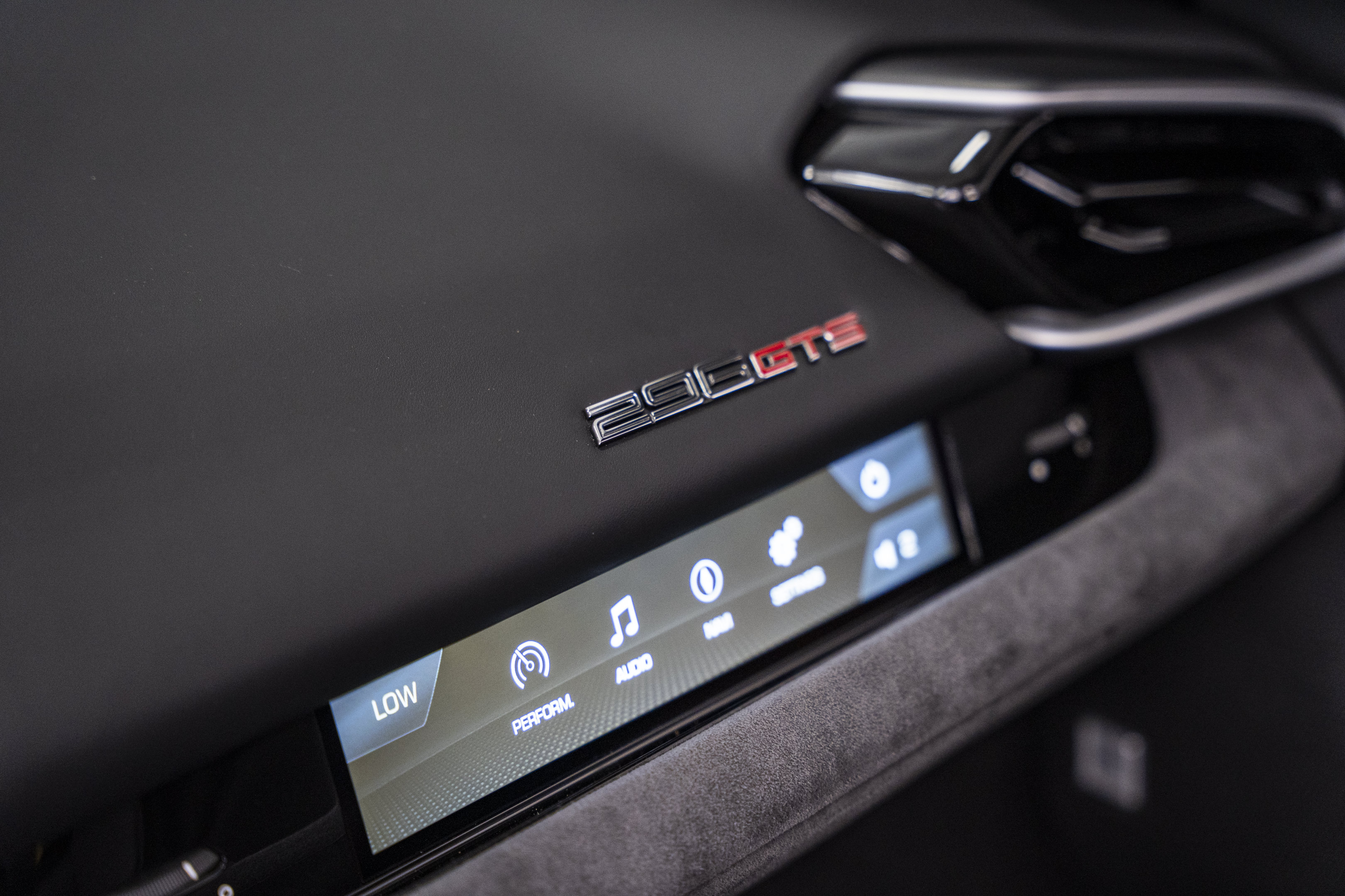 Used 2025 Ferrari 296 GTS RWD image 38