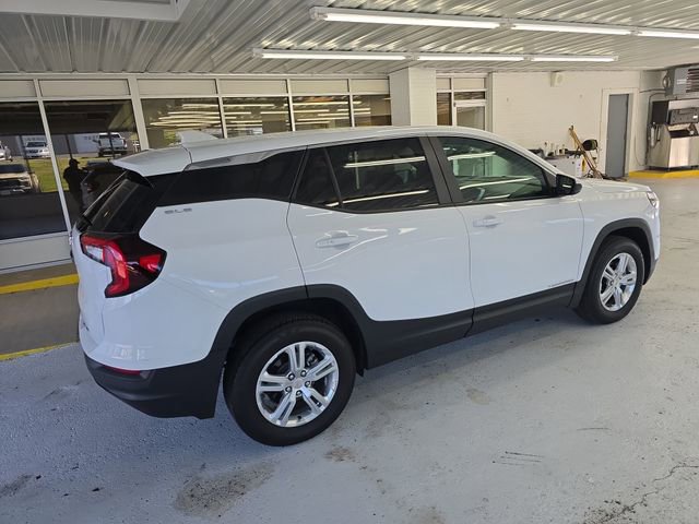 Certified 2024 GMC Terrain SLE image 6