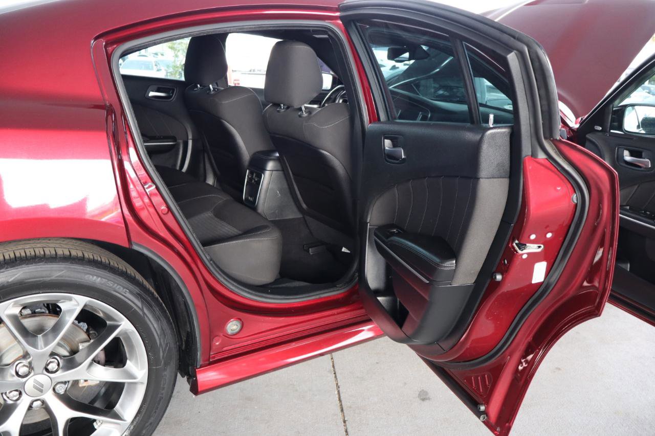 Used 2020 Dodge Charger GT image 33