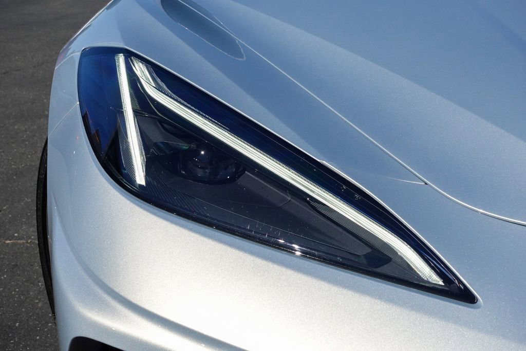 Used 2022 Chevrolet Corvette Stingray Coupe w/ Z51 Performance Package image 5