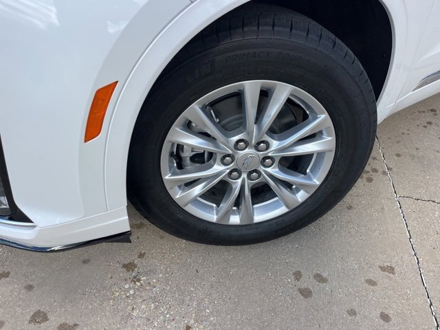 New 2025 Cadillac XT6 Luxury image 42