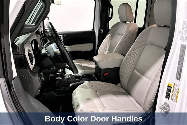 Used 2022 Jeep Wrangler Unlimited Sahara AWD/4WD image 29