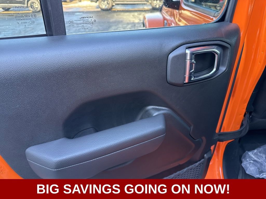 New 2025 Jeep Gladiator Sport image 37