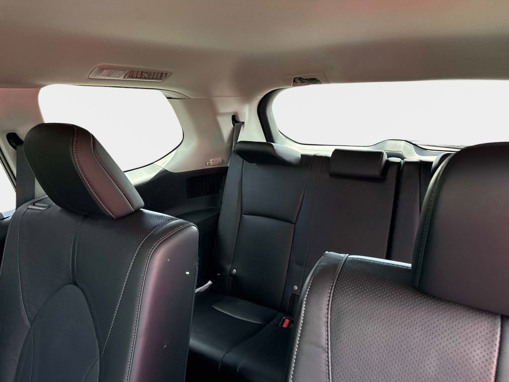 Used 2024 Toyota Grand Highlander Limited image 15