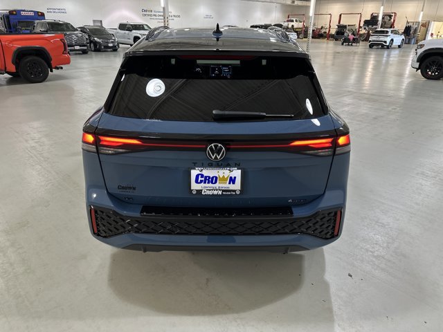 New 2026 Volkswagen Tiguan SE R-Line image 8