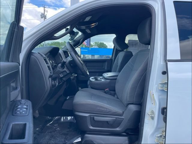 Used 2024 RAM 2500 Tradesman w/ Chrome Appearance Group AWD/4WD image 9