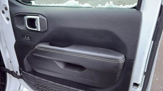 Used 2019 Jeep Wrangler Unlimited Sahara image 29