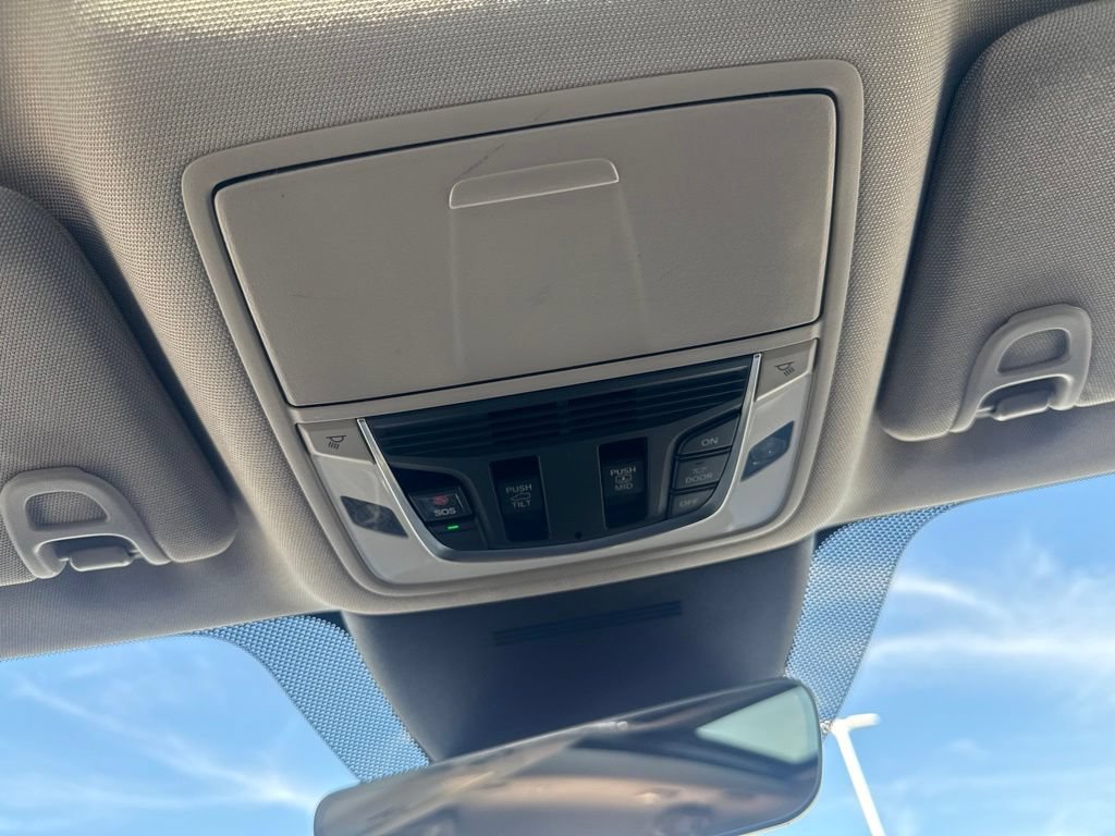 Used 2025 Acura MDX FWD w/ Technology Package image 29