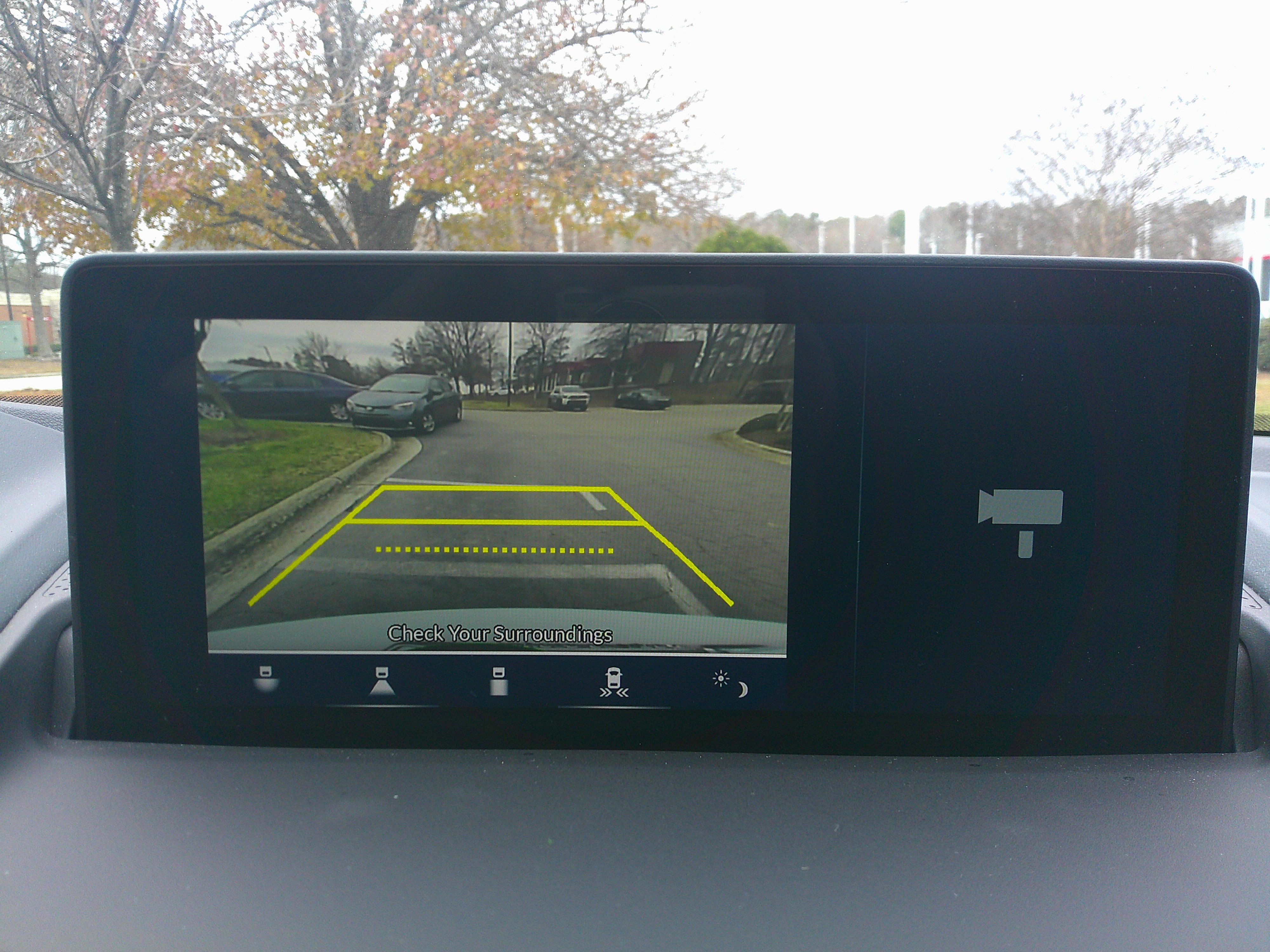 Used 2025 Acura RDX SH-AWD image 26