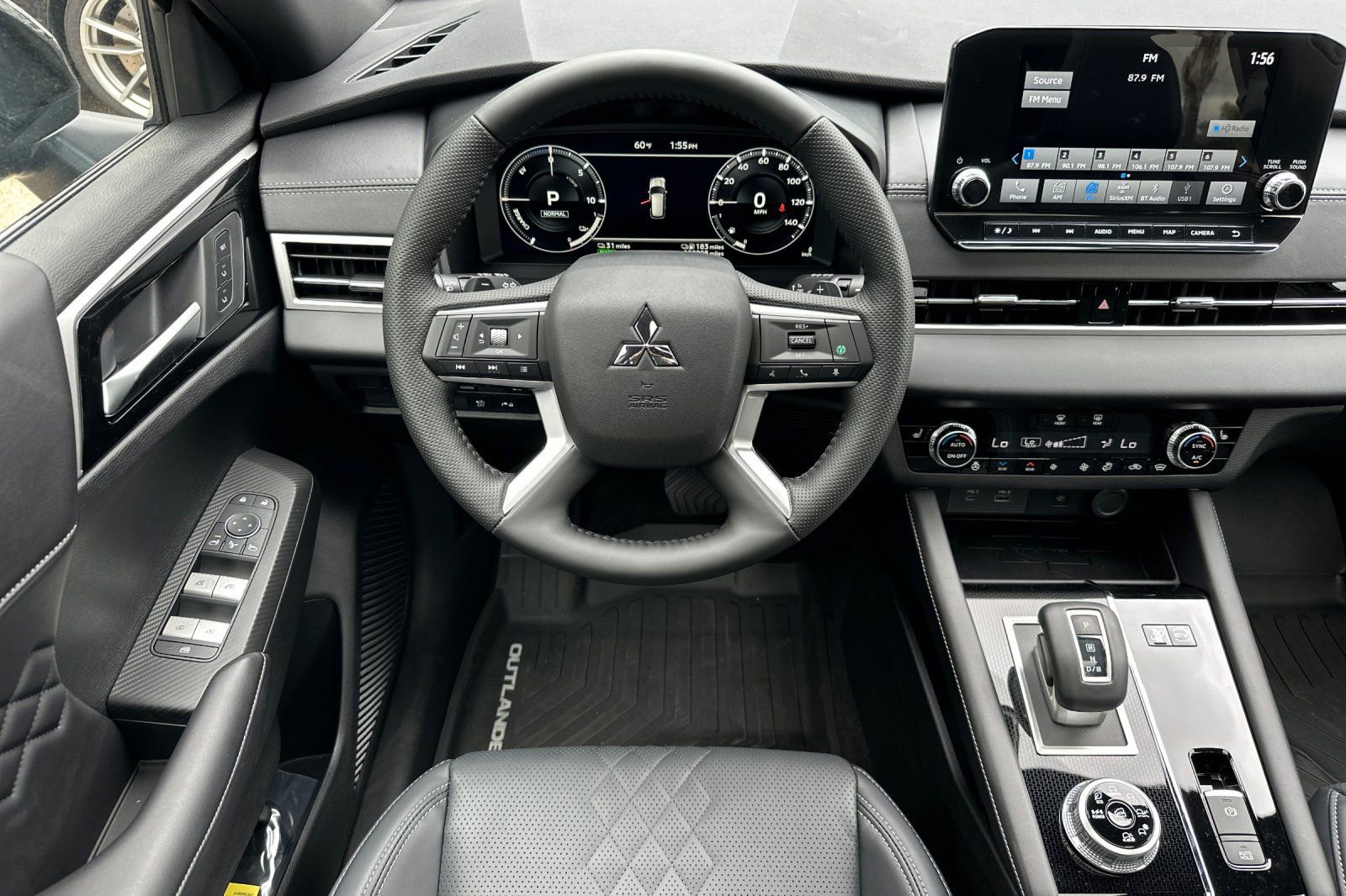 New 2025 Mitsubishi Outlander SEL image 13