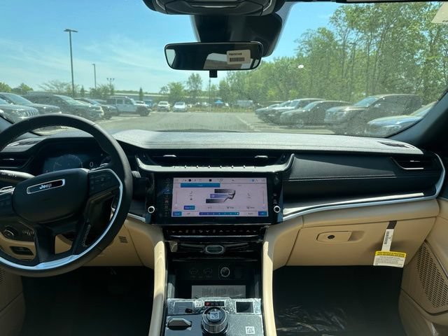 New 2026 Jeep Grand Cherokee L Limited AWD/4WD image 26