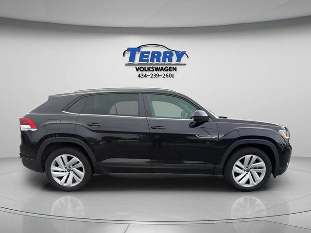 Used 2022 Volkswagen Atlas Cross Sport SE AWD/4WD image 1