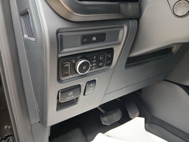 Used 2025 Ford F150 Raptor AWD/4WD image 28