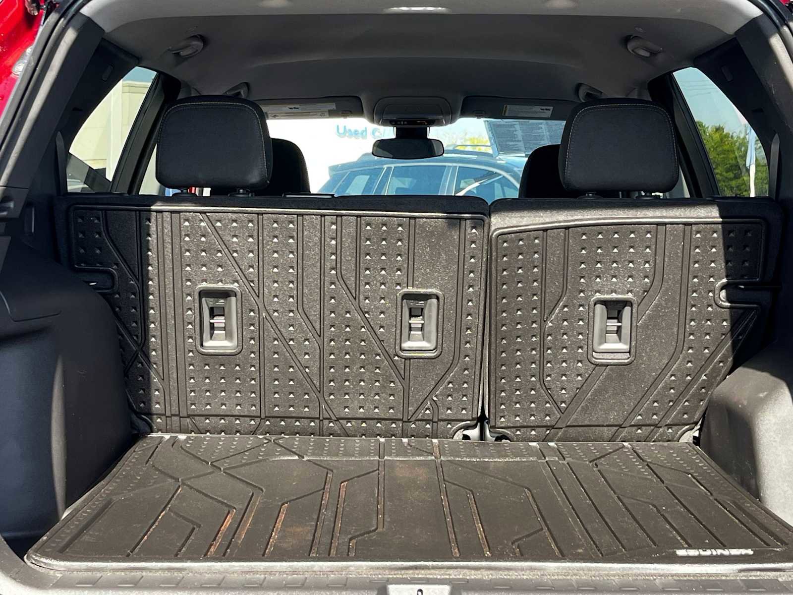 Used 2023 Chevrolet Equinox LT w/ LPO, Floor Liner Package image 31