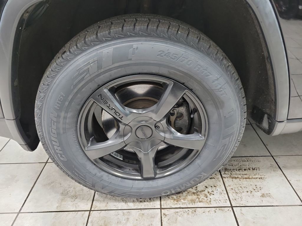 Used 2014 Jeep Grand Cherokee Laredo w/ Quick Order Package 23E image 41