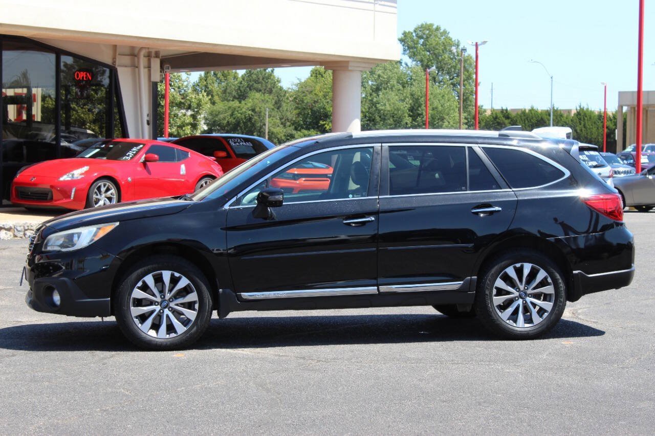 Used 2017 Subaru Outback 3.6R Touring AWD/4WD image 6