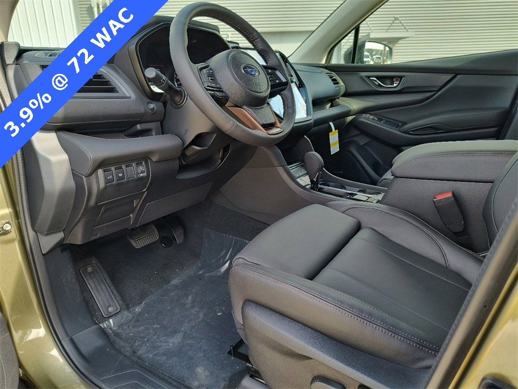 Used 2025 Subaru Ascent Bronze Edition image 2