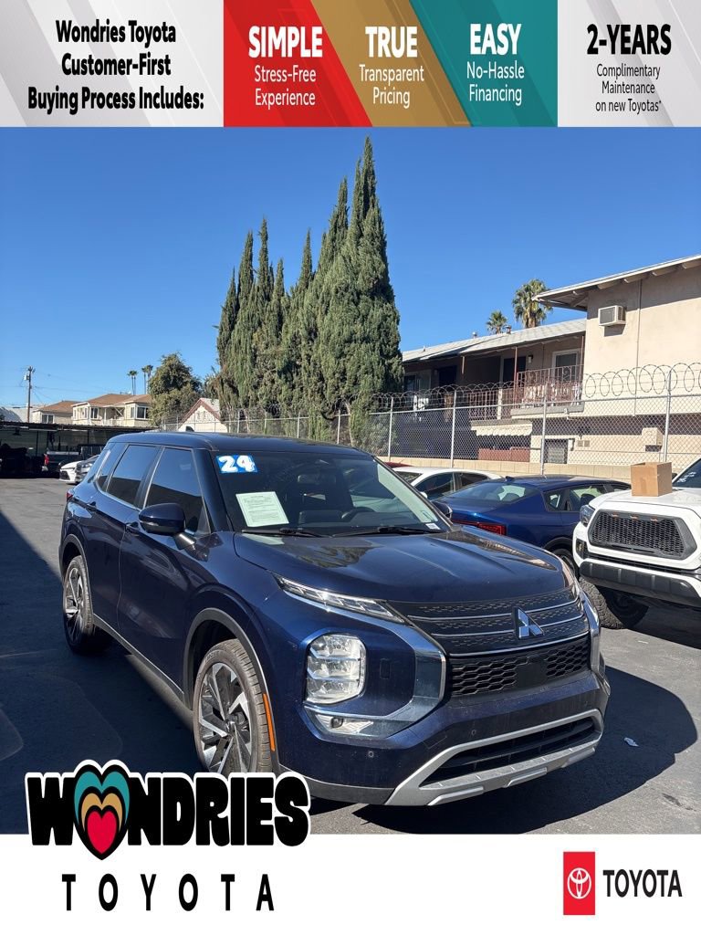 Used 2024 Mitsubishi Outlander SE