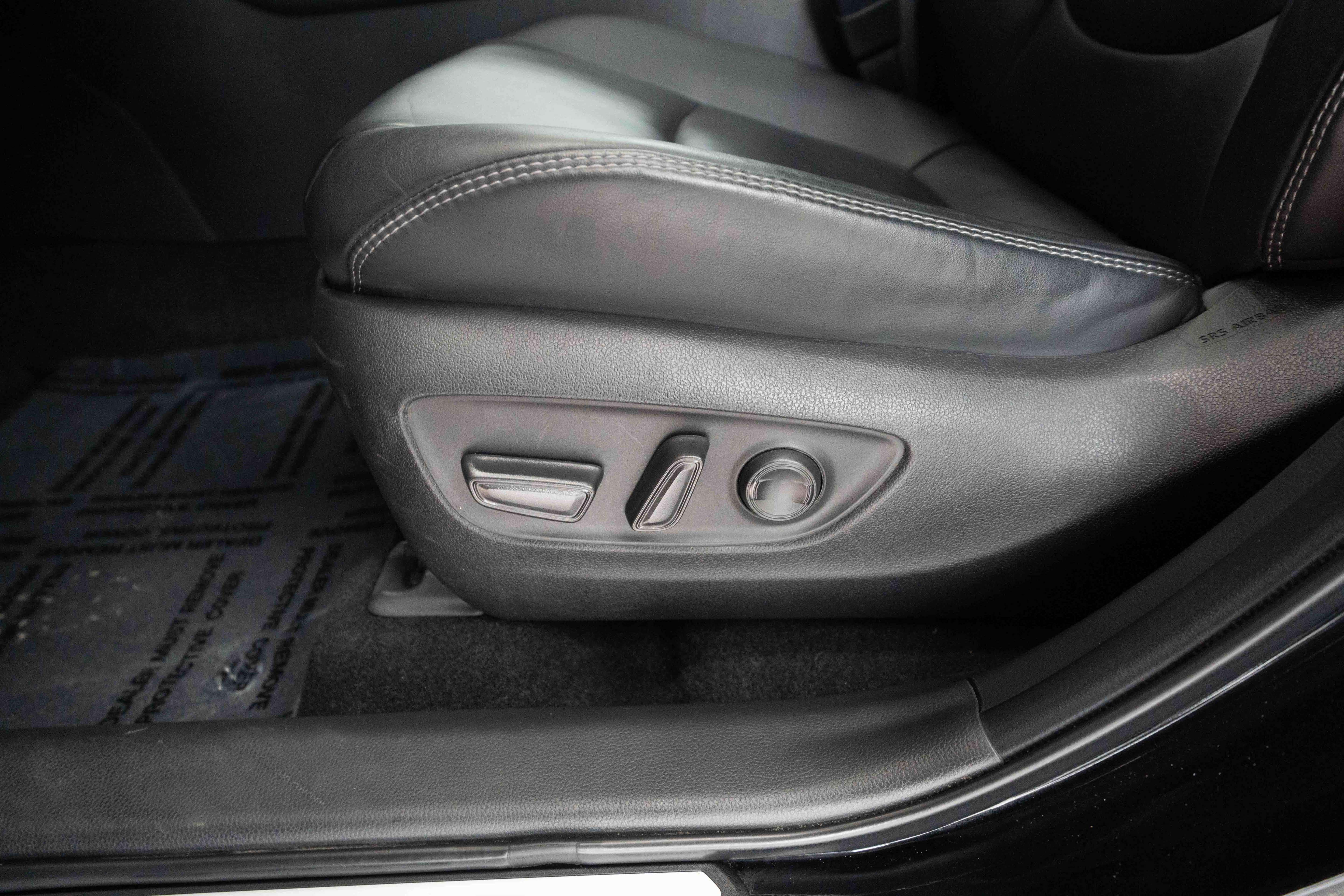 Used 2024 Toyota RAV4 XLE Premium AWD/4WD image 12