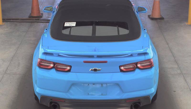 Used 2023 Chevrolet Camaro LT RWD image 5