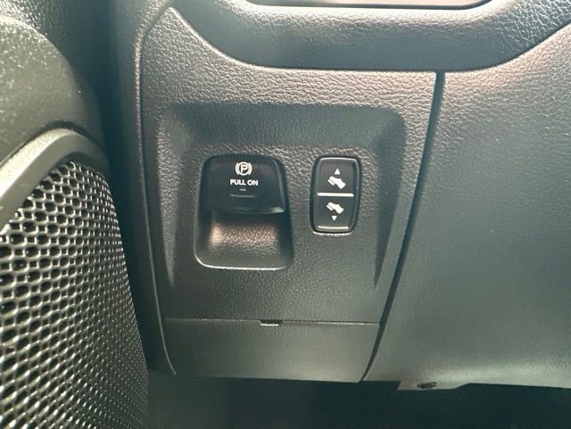 Certified 2024 RAM 1500 Big Horn RWD image 28