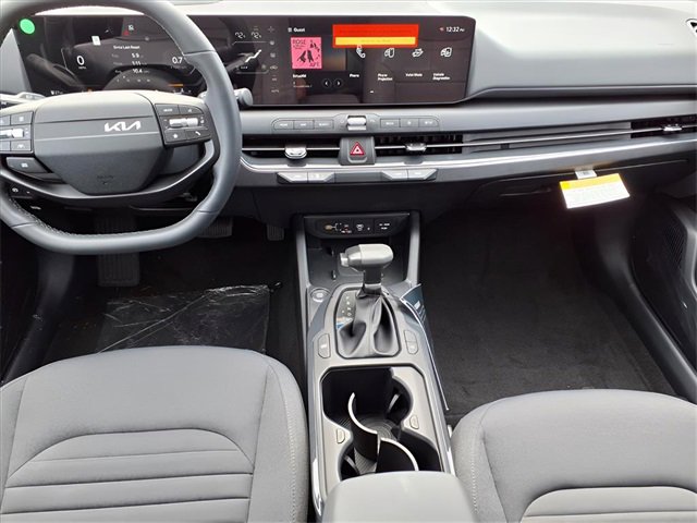 New 2025 Kia K4 EX image 5