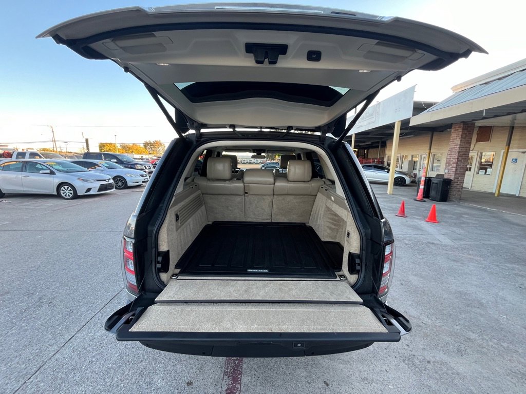 Used 2015 Land Rover Range Rover Supercharged image 17