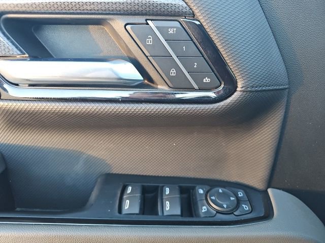 Used 2023 Chevrolet Silverado 1500 ZR2 w/ Technology Package image 18
