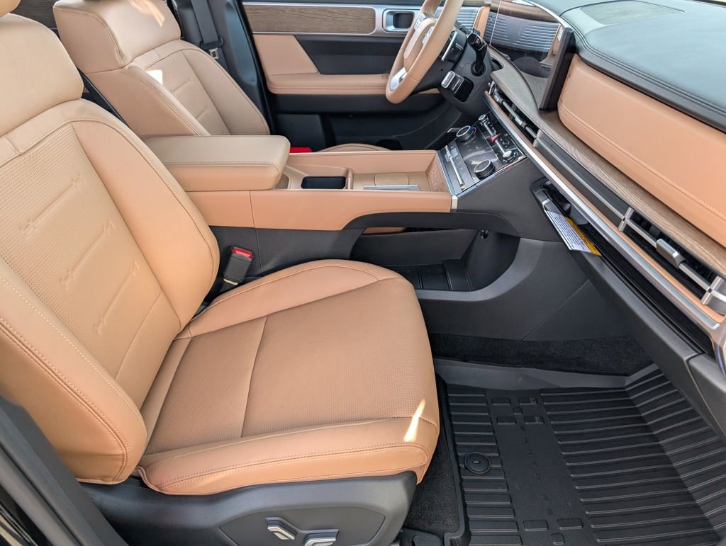 New 2025 Hyundai Santa Fe Limited image 16