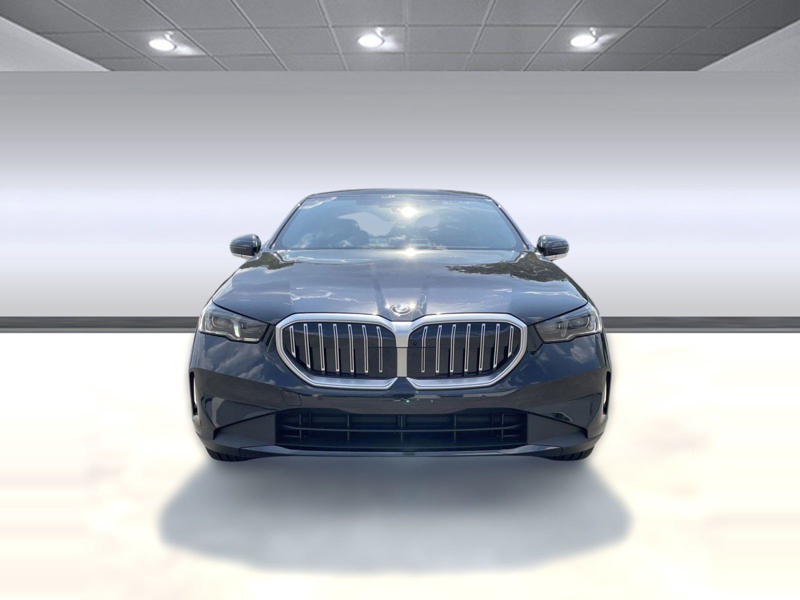 Used 2026 BMW 530i w/ Executive Package image 6