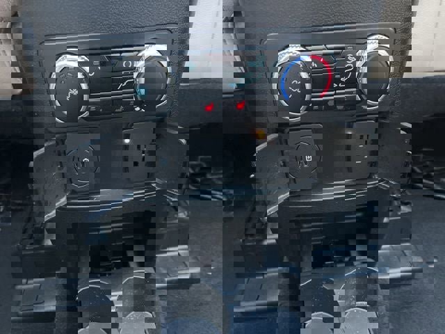 Certified 2023 Ford Explorer Limited w/ Limited Technology Package AWD/4WD image 16