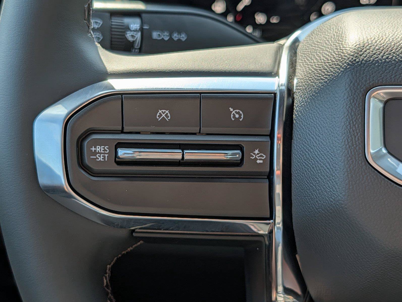 New 2026 GMC Canyon Elevation w/ Convenience Package RWD image 24
