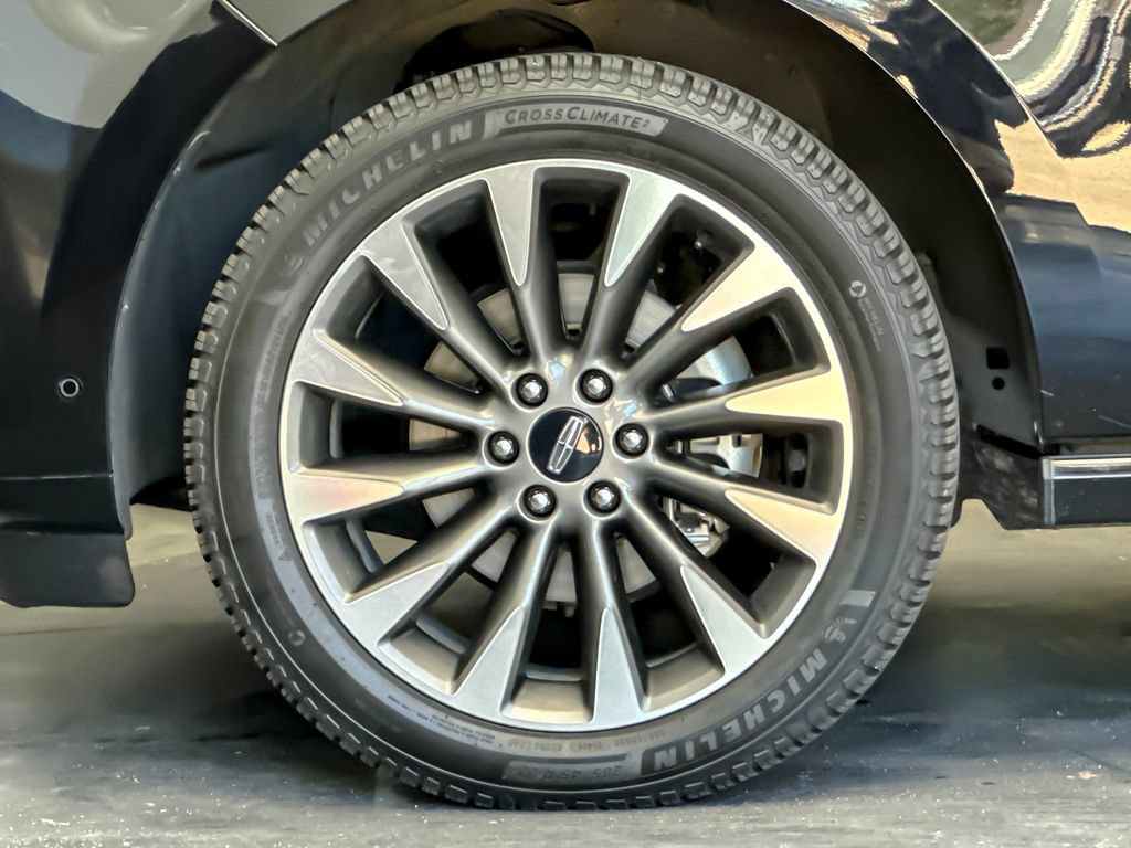 Used 2020 Lincoln Navigator Reserve w/ Luxury Package AWD/4WD image 26