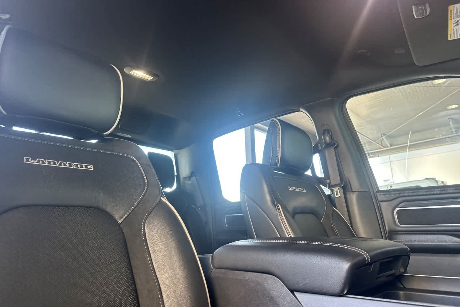 Used 2023 RAM 1500 Laramie AWD/4WD image 16