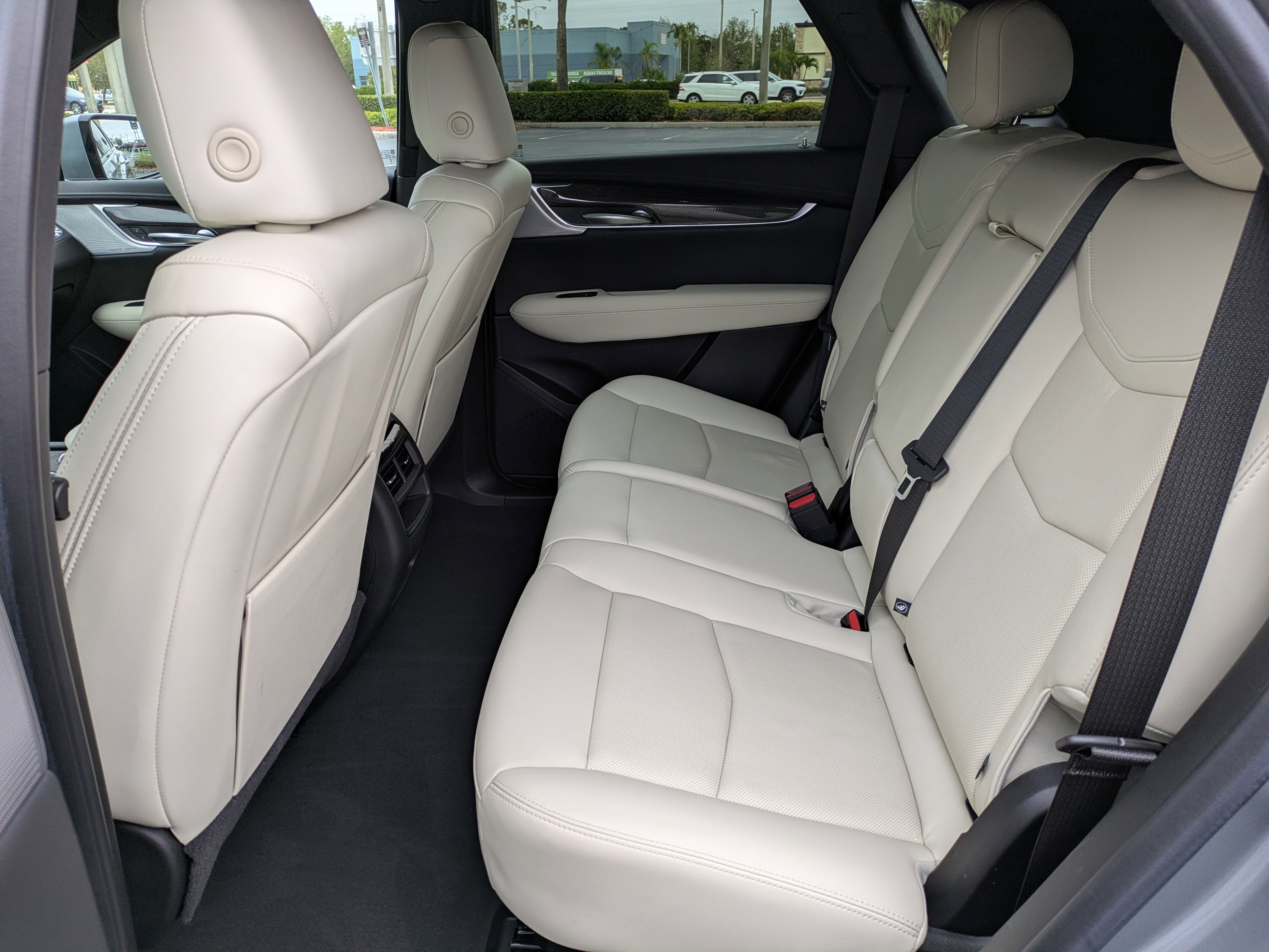 Certified 2023 Cadillac XT5 Sportv w/ Technology Package image 13