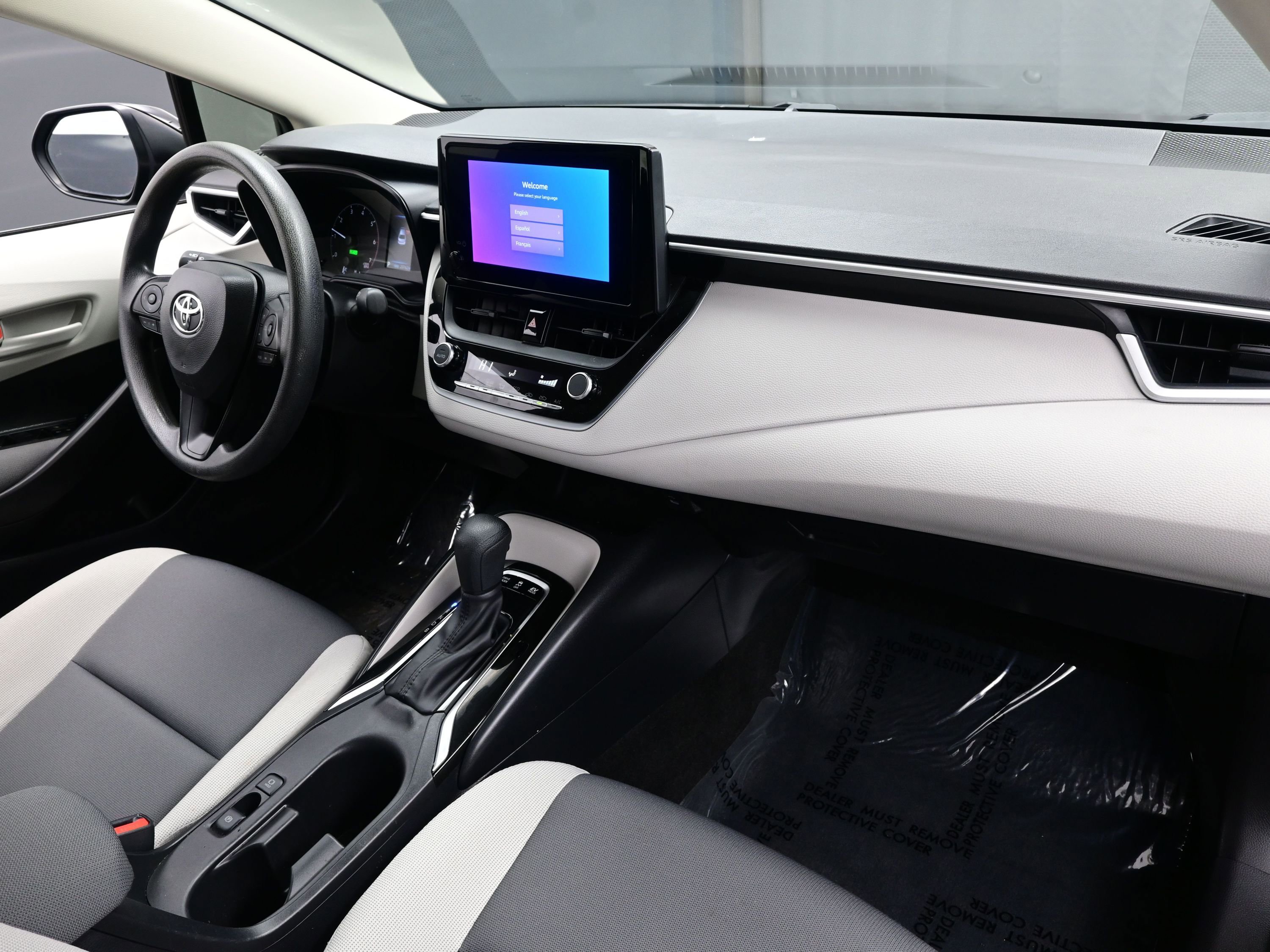 Used 2024 Toyota Corolla LE image 13