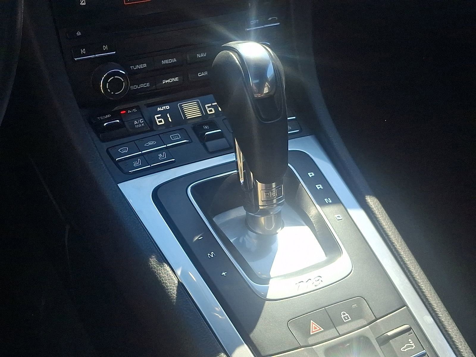 Used 2019 Porsche 718 Boxster RWD image 13