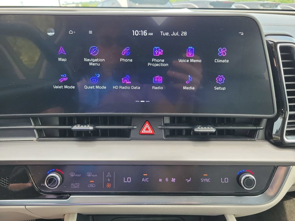 Used 2023 Kia Sportage EX FWD image 14