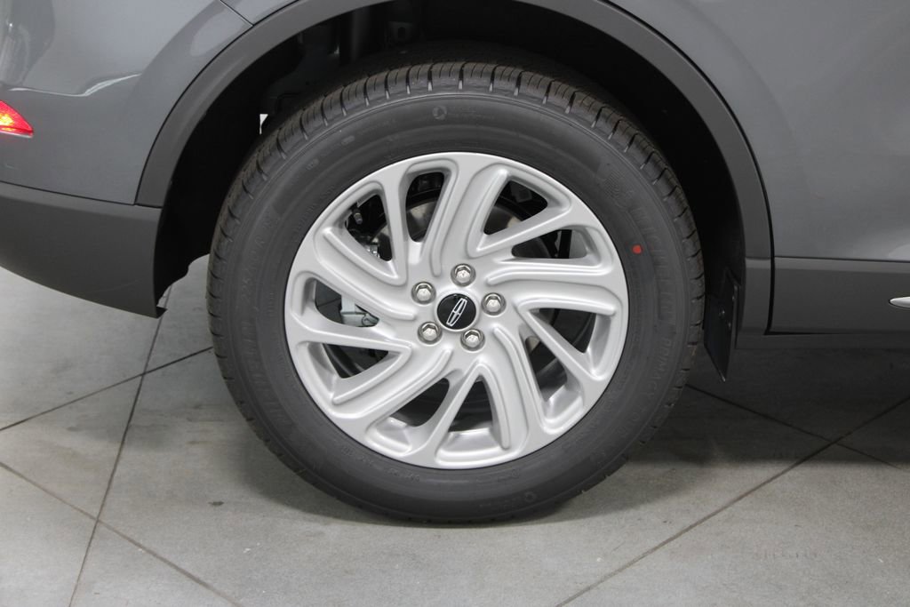 New 2026 Lincoln Corsair Premiere image 13