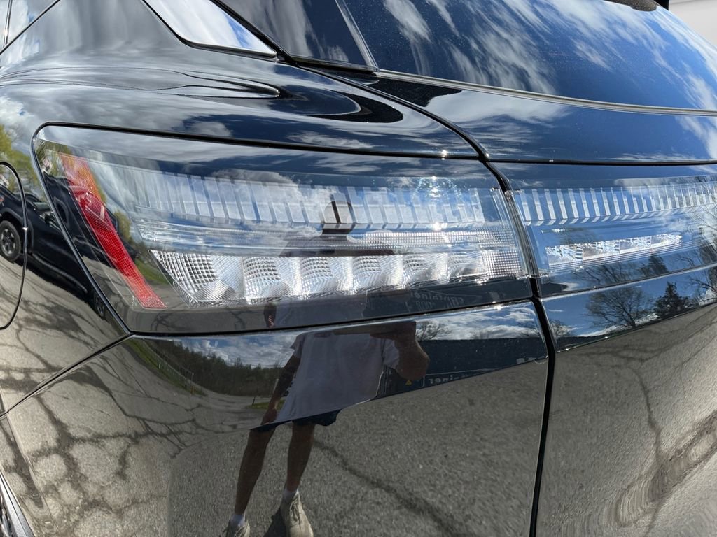 Certified 2025 Nissan Murano SV image 21