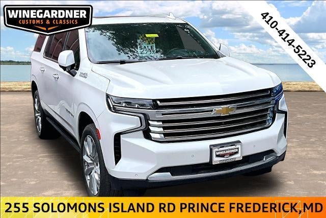 Used 2023 Chevrolet Suburban High Country w/ Premium Package 2