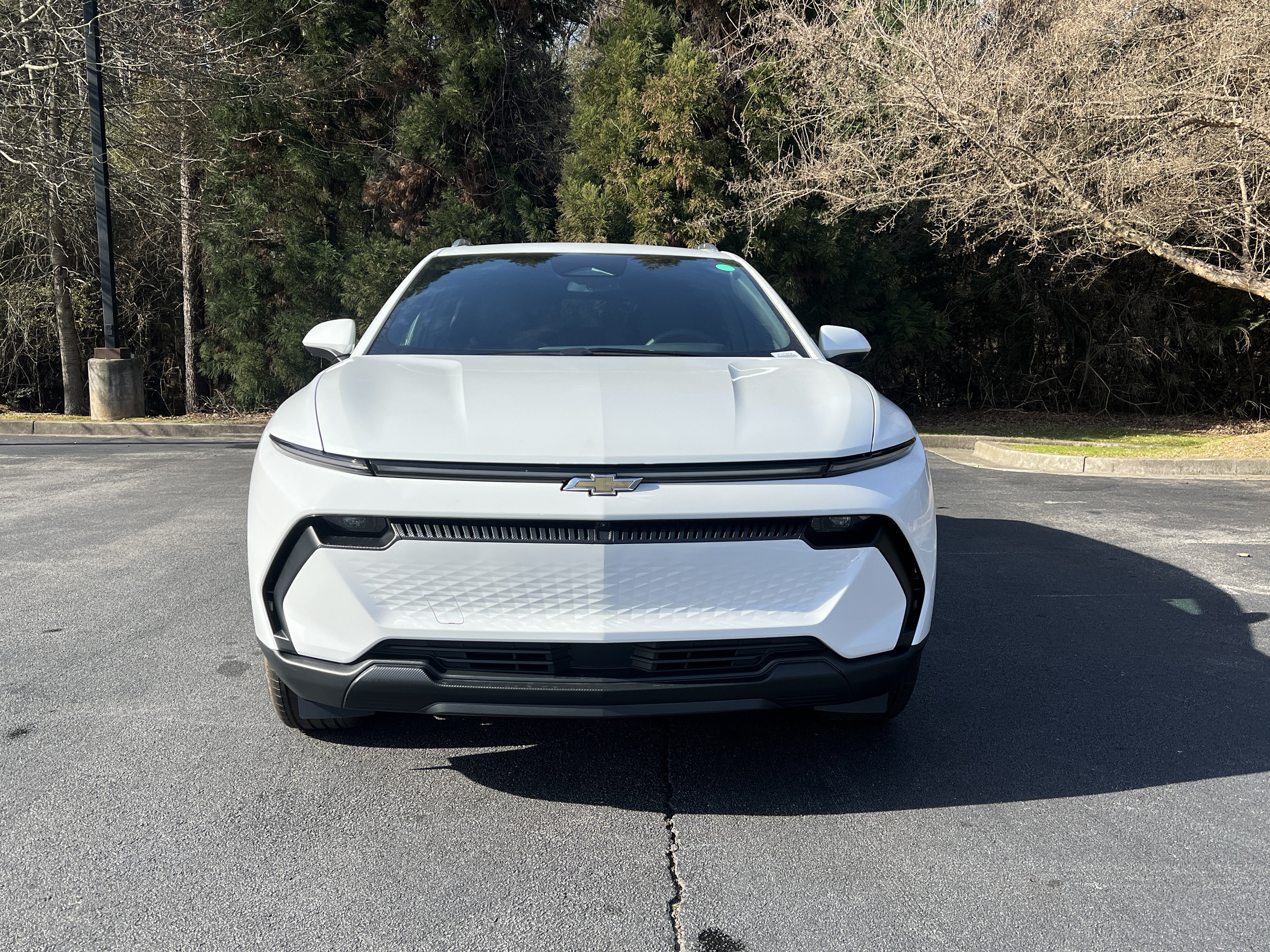 New 2026 Chevrolet Equinox EV LT AWD/4WD image 3