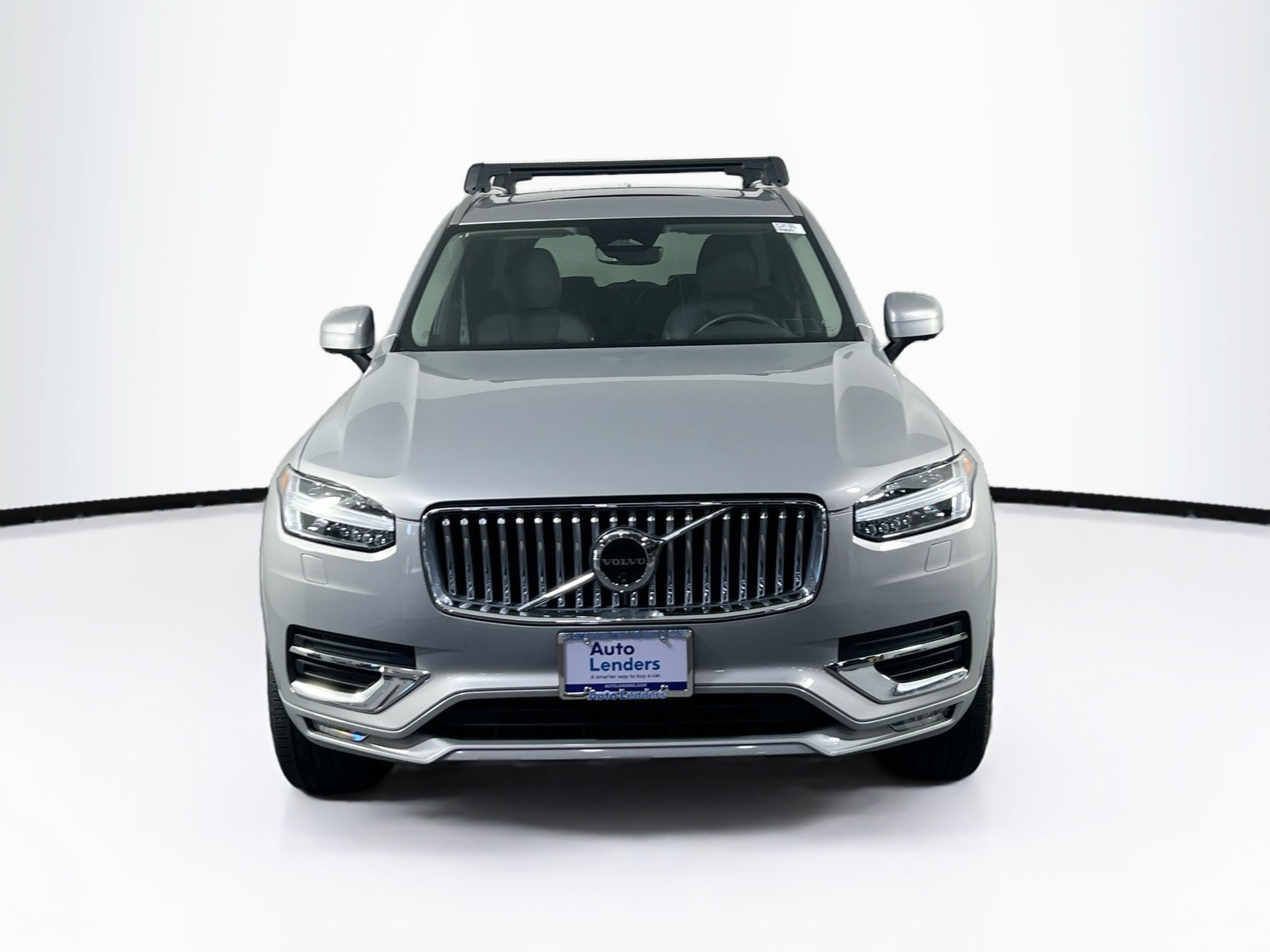 Used 2024 Volvo XC90 B5 Plus AWD/4WD image 2